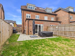 REAR ASPECT- click for photo gallery